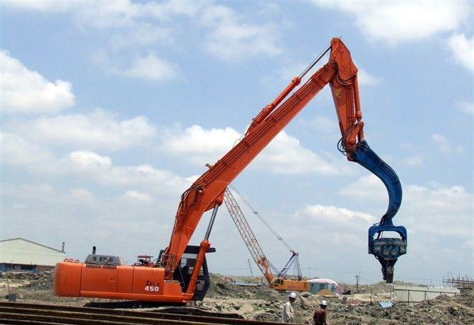 挖掘機打樁臂、打樁臂、打樁錘、挖掘機打樁臂廠家